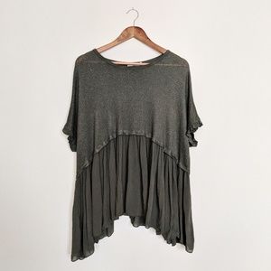 ✨LAST CHANCE!✨ Tempo Paris - Swing Tee✨